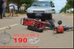  ARIQUEMES: Senhor sofre escoriações ao colidir com carro na Av Canaã 