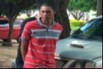 MACHADINHO: Jonhatan se apresenta na Delegacia de Polícia acompanhado de um familiar 