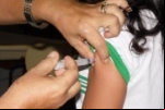 BURITIS: Meninas em Buritis recebem vacina contra o HPV, e meninos vacina contra febre amarela e antitetânica