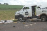 Assaltantes matam 3 vigilantes e explodem carros–fortes na BR–153