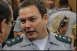 Policiais e bombeiros militares comemoram conquistas salariais