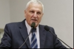 Follador apresenta emenda que beneficia professores