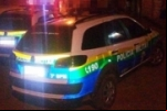 Homem acorda e dá de cara com ladrão furtando carro em sua garagem; veículo foi encontrado abandonado