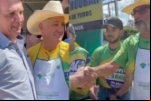 Bolsonaro prova do carreteiro preparado pela Comitiva de Rondônia – Agro realiza manifestação em Brasília neste sábado (15/05) – Vídeo