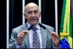 Confúcio Moura defende profissionalização do ensino médio