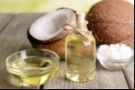 Veja como usar o óleo de coco na pele e no cabelo