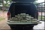 Dupla é flagrada pela PM com mais de 30 kg de drogas em porto clandestino