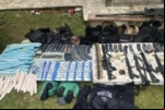 Seis suspeitos de roubo a banco morrem após abordagem que apreendeu arsenal com explosivos e fuzis em Ponta Grossa no Paraná  – Vídeo