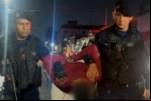 Três jovens são presos com submetralhadora e revólver após roubo em Porto Velho